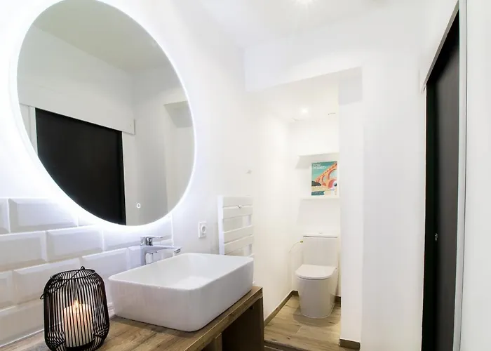 Cosy Nimes-centre * ニーム